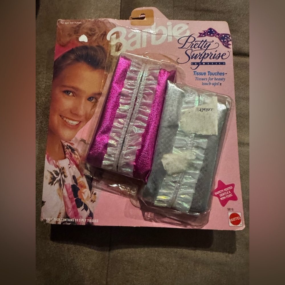 Mattel Barbie Pretty Surprise Tissue Touches Sealed 1991. Vintage